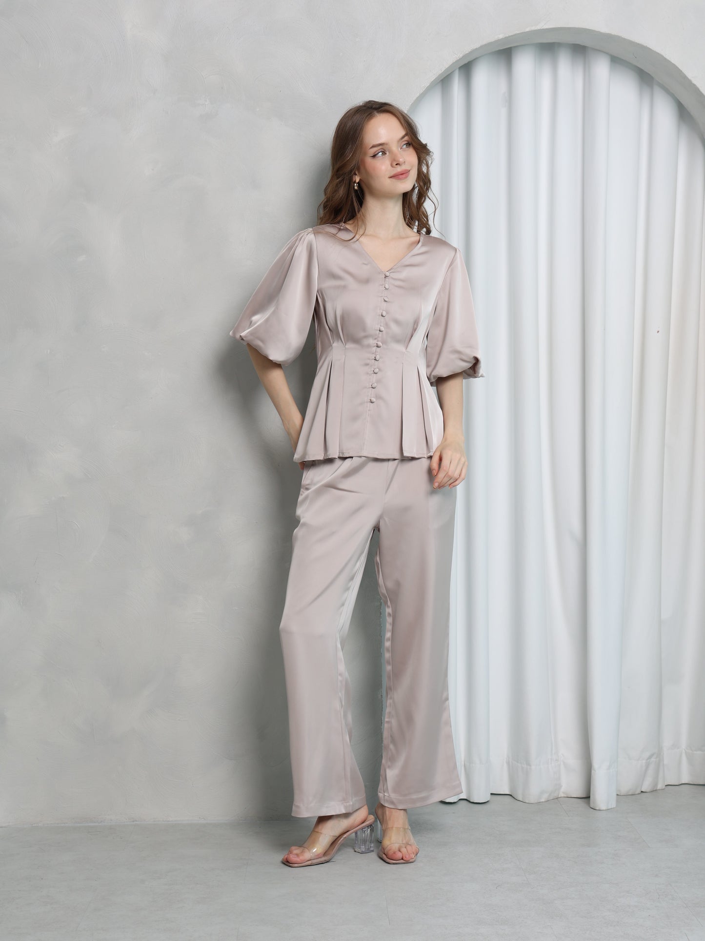 Aura Satin Trousers – Ivory Beige