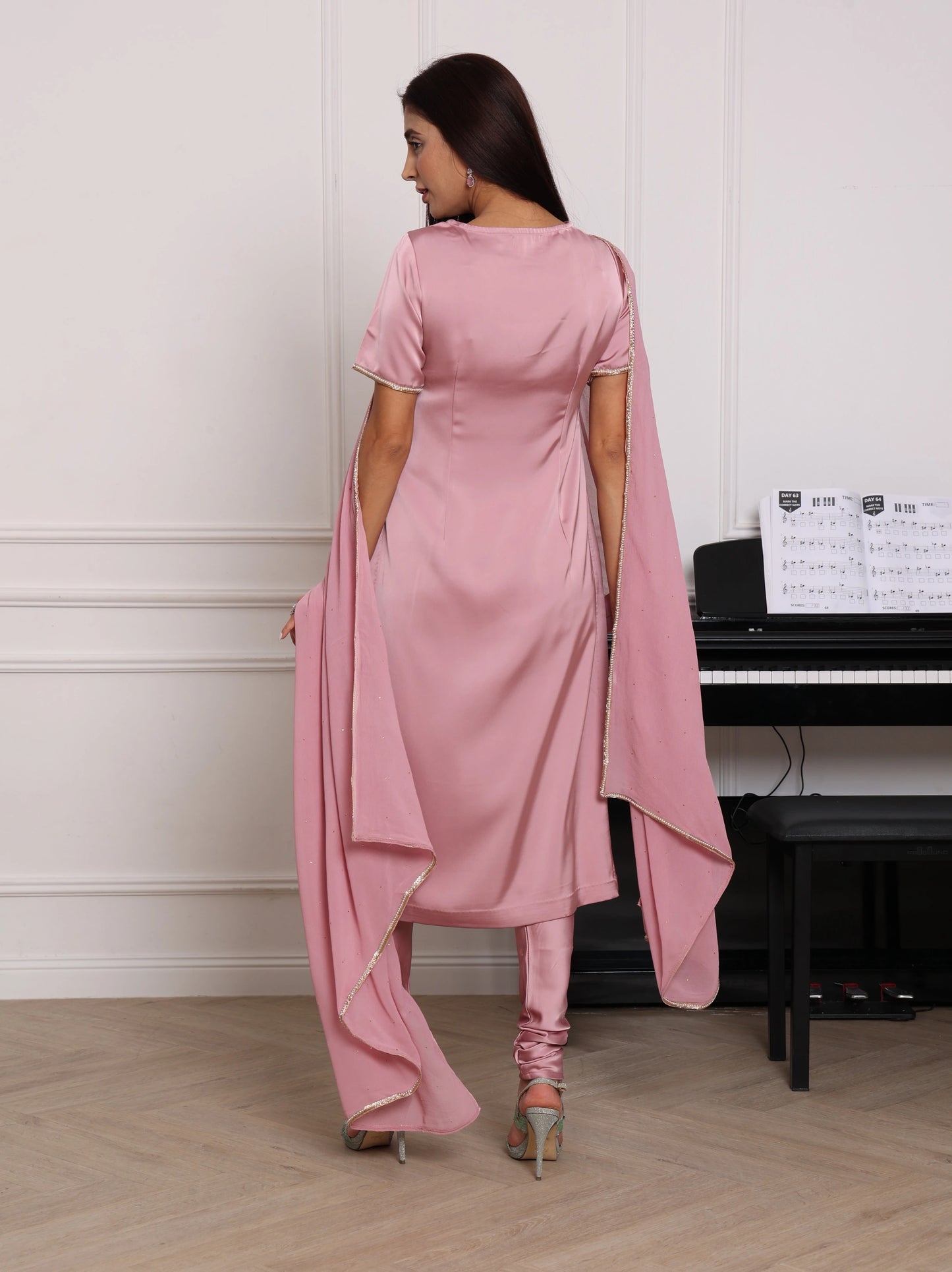 Blush Pink Satin Suit Set – 90’s Inspired Elegance